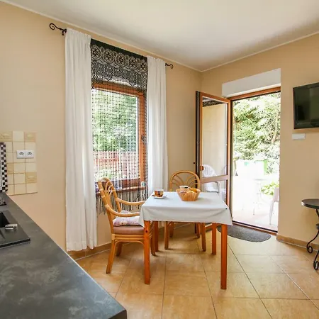 Apartment 1